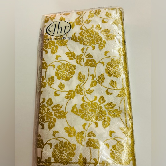 New 16 Napkins "Bloom" White Gold 3 Ply 8 5/8" x 4 3/8" made in Germany - Picture 4 of 6